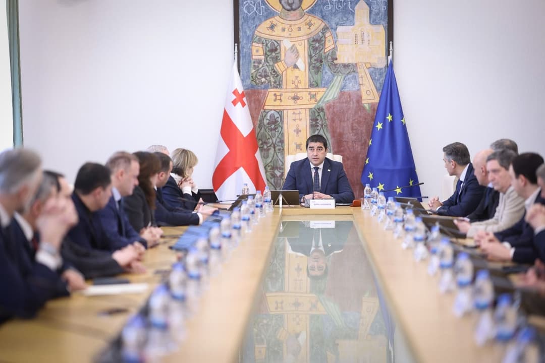 შალვა პაპუაშვილი პარლამენტის საქმიანობის ყოველწლიურ ანგარიშს მომდევნო სასესიო კვირაში წარადგენს