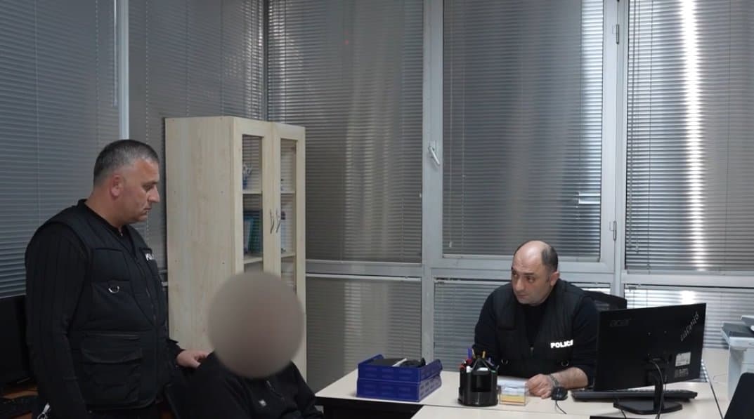 სამეგრელოს პოლიციამ განზრახ მკვლელობის მცდელობის ფაქტზე ერთი პირი დააკავა