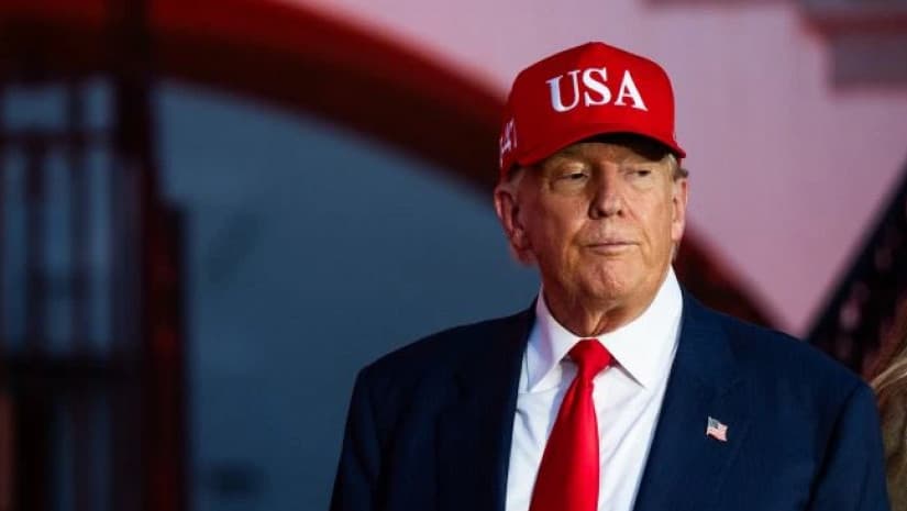 Trump warns Iran of forceful response to any attack