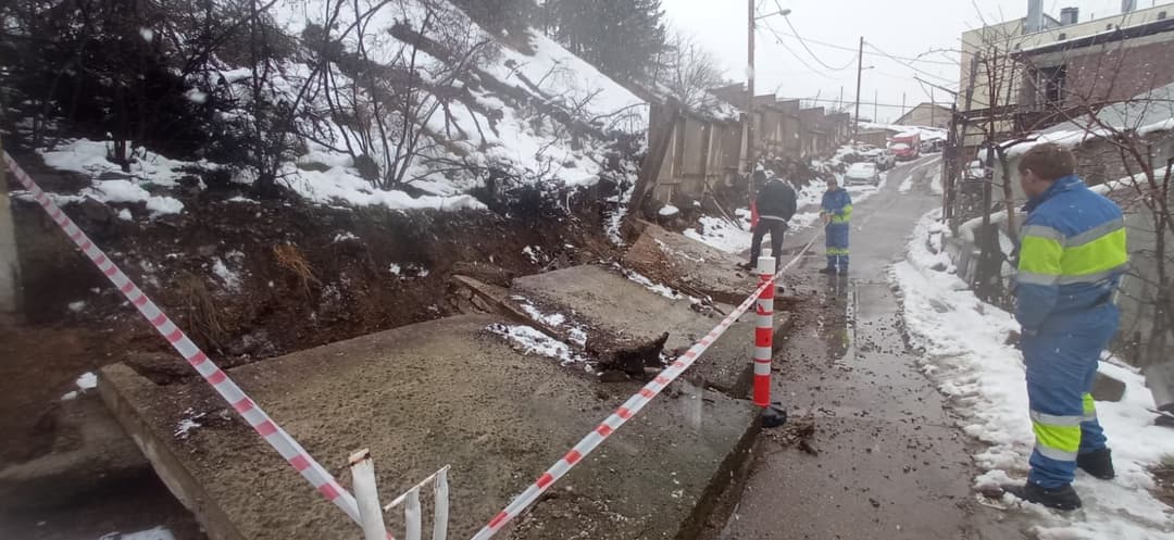 Snow and rain cleanup continues in Tbilisi, no injuries reported despite landslides