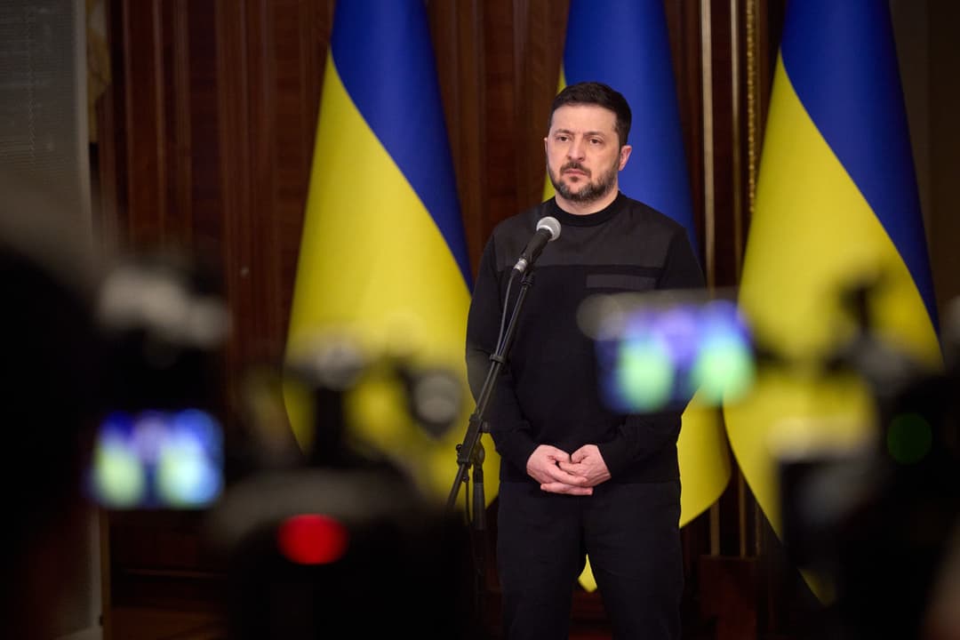Zelenskyy warns Hungary not to block €90bln EU loan for Ukraine