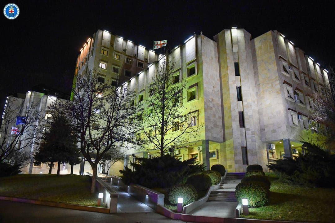 პროკურატურამ თაღლითობის და ფულის გათეთრების ბრალდებით ჩინეთის მოქალაქის მიმართ სისხლისსამართლებრივი დევნა დაიწყო