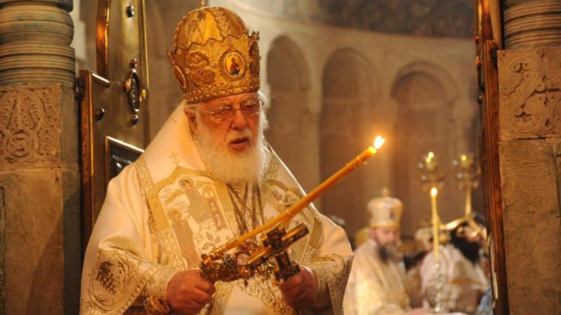 Frontnews image description