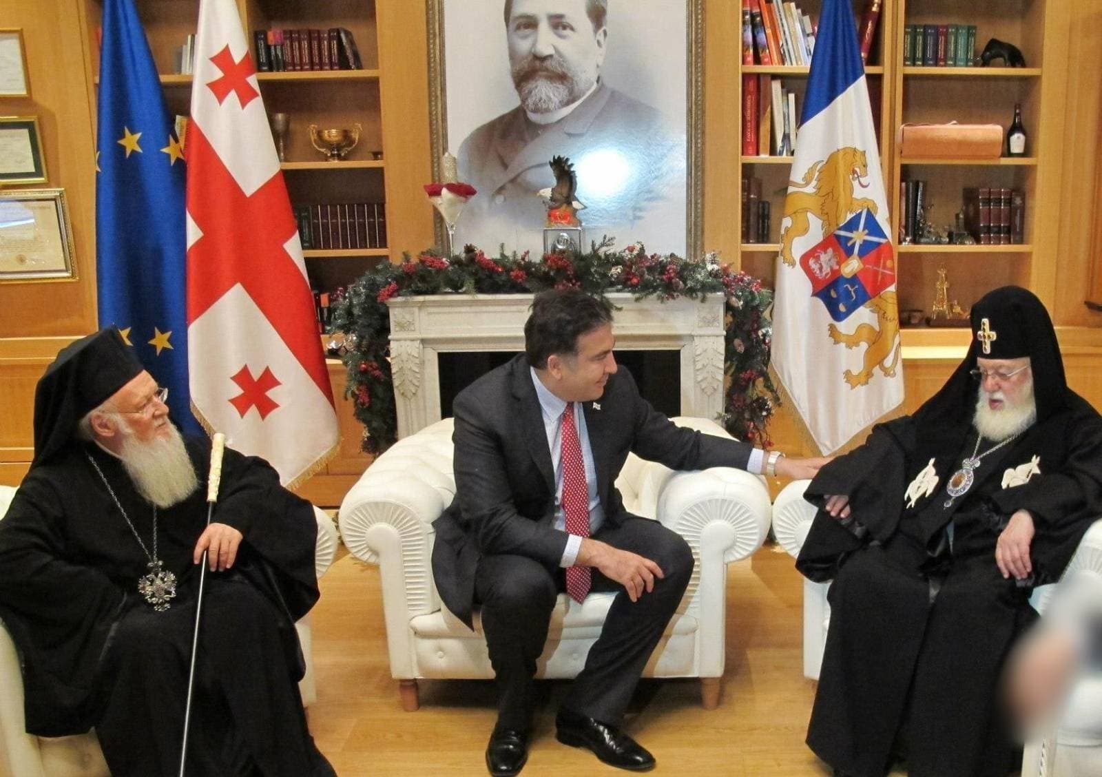 Frontnews image description