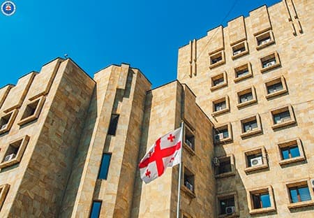 განზრახ მკვლელობის მცდელობის ფაქტზე ბრალდებულს 10 წლით პატიმრობა მიესაჯა