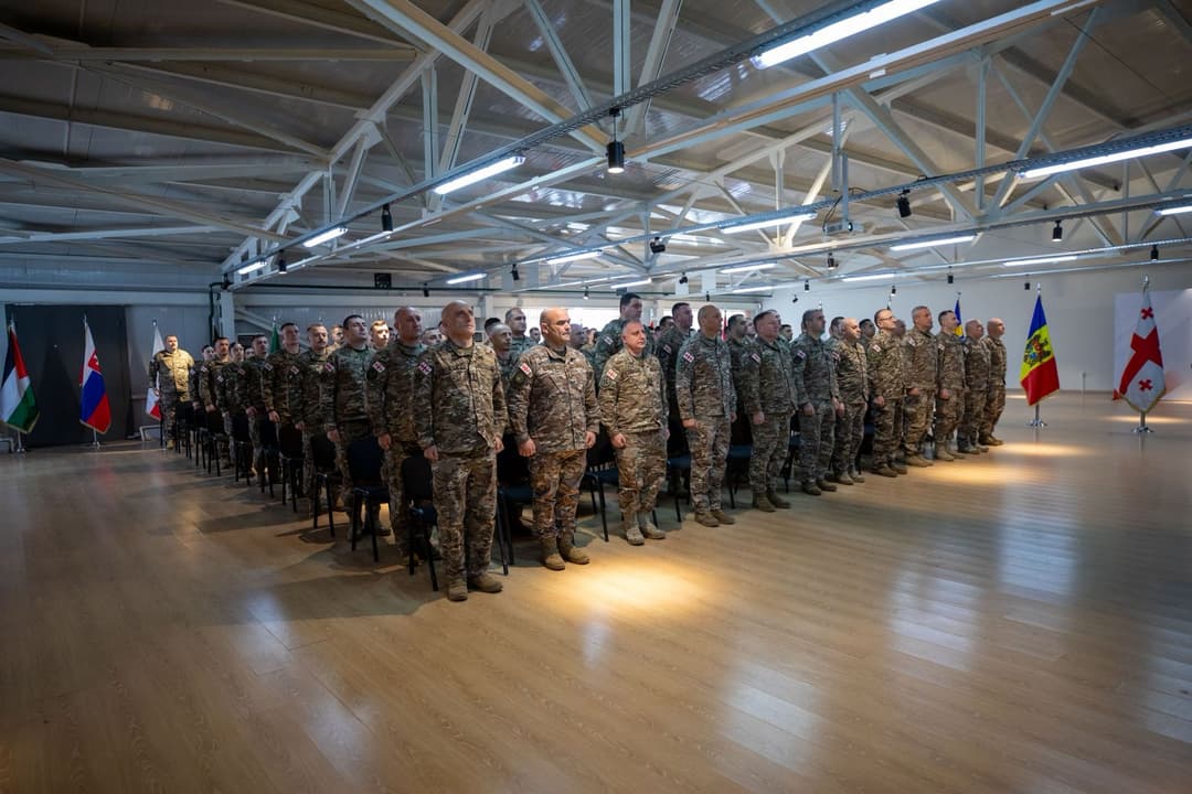 კრწანისში, უმცროს ოფიცერთა მომზადების კურსებზე გამოშვების საზეიმო ცერემონია გაიმართა