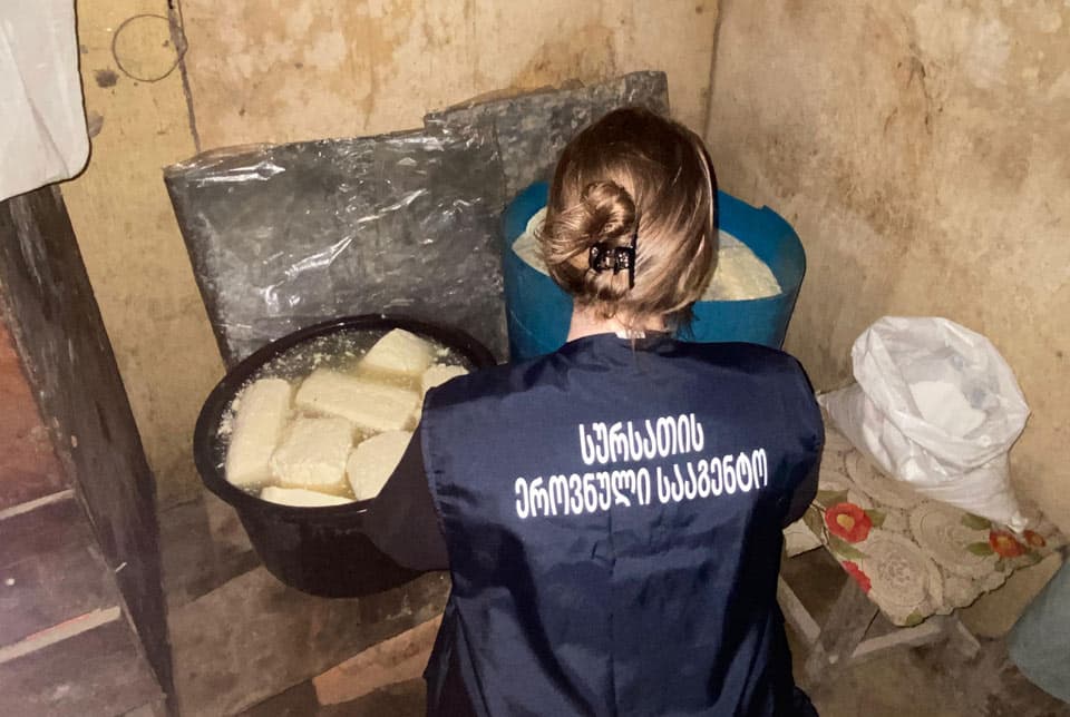 სამტრედიასა და ვანში ყველის არალეგალური საწარმოები გამოავლინეს