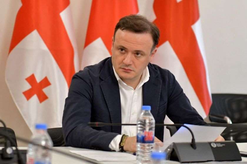 ირაკლი ზარქუა - სწორია, უნდა დაიმალონ, სალაპარაკო არაფერი აქვთ, ერთმანეთს ატყუებენ და ჩვენც ამით ვერთობით