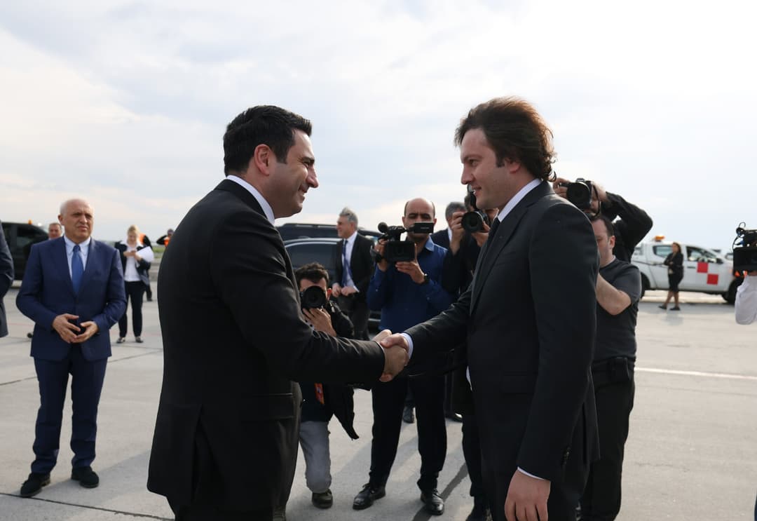 ირაკლი კობახიძე სომხეთს ეწვია, სადაც ევროპული პოლიტიკური გაერთიანების მე-8 სამიტში მიიღებს მონაწილეობას