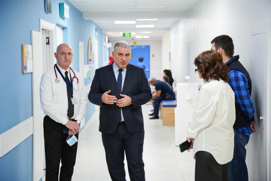 მიხეილ სარჯველაძე იაშვილის სახელობის ბავშვთა ცენტრალურ საავადმყოფოში იმყოფებოდა