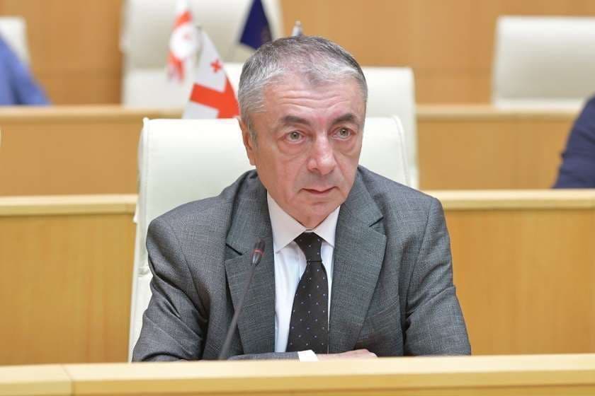 თენგიზ შარმანაშვილი - პოლონეთის მოქმედი ხელისუფლება იმეორებს ევრობიუროკრატიის ნარატივს, რევოლუციური პროპაგანდის ავანგარდობასაც აპირებენ
