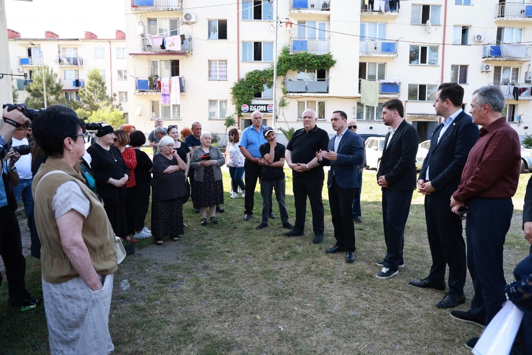 გიორგი ჯინჭარაძემ სამეგრელო-ზემო სვანეთის რეგიონში დევნილთა ჩასახლებებში განხორციელებული ინფრასტრუქტურული სამუშაოები დაათვალიერა