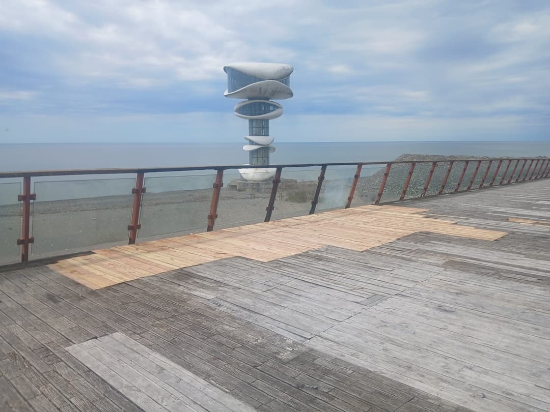 Restoration of fire-damaged section of Anaklia-Ganmukhuri pedestrian bridge completed