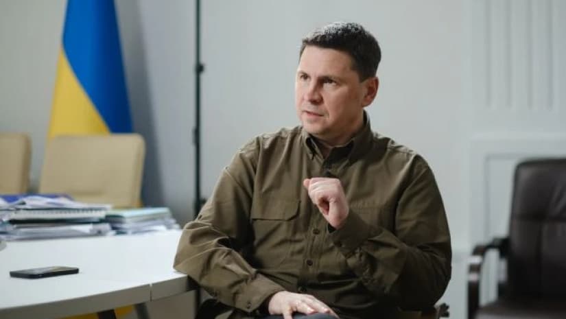 პოდოლიაკი ლუკაშენკოს ურჩევს, გაჩუმდეს, "თუ სურს, რომ პენსიამდე იცოცხლოს"