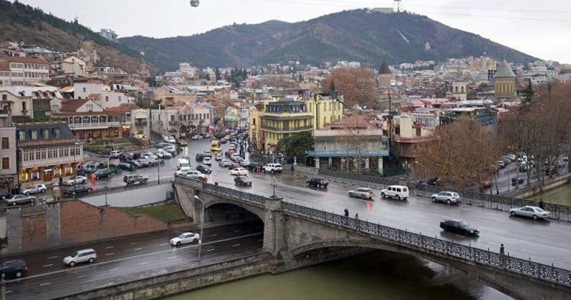 ასი ათასი მოწამის ხსენების დღესთან დაკავშირებით მეტეხის ხიდზე მოძრაობა დროებით შეიზღუდება