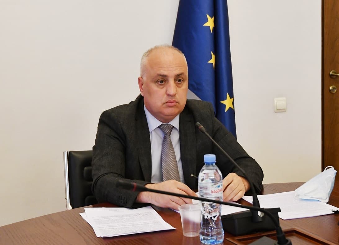დიმიტრი ხუნდაძე – ვაქცინების რჩევა-რჩევაში შესაძლოა, მძიმე გართულებას თავი ვერ ავარიდოთ