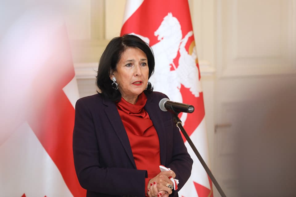 President criticizes ruling party’s foreign policy, calls for new gov’t for geopolitical stability