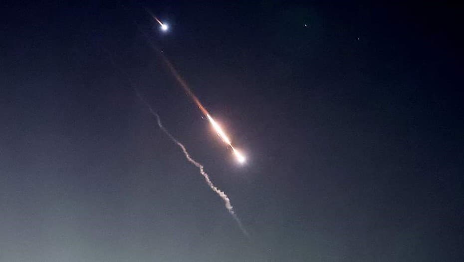 Iran strikes Tel Aviv in retaliation for Israeli attacks on nuclear sites and top military leaders