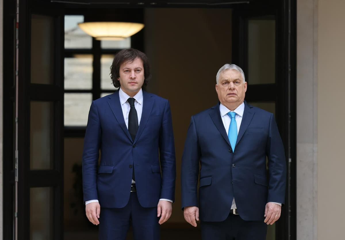 Georgian PM meets Hungarian counterpart in Budapest, receives condolences over Ilia II’s death