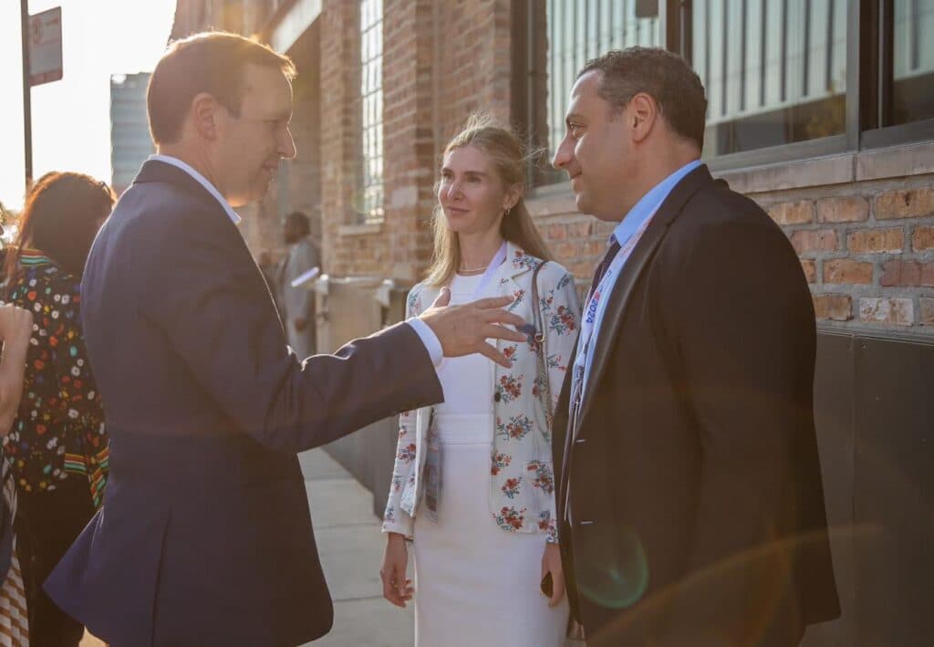 Frontnews image description