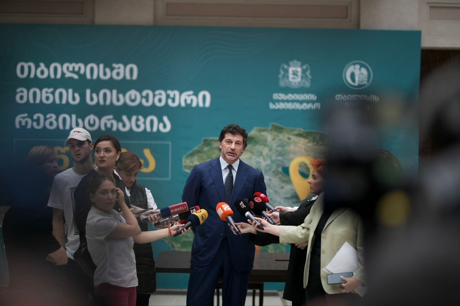 Frontnews image description