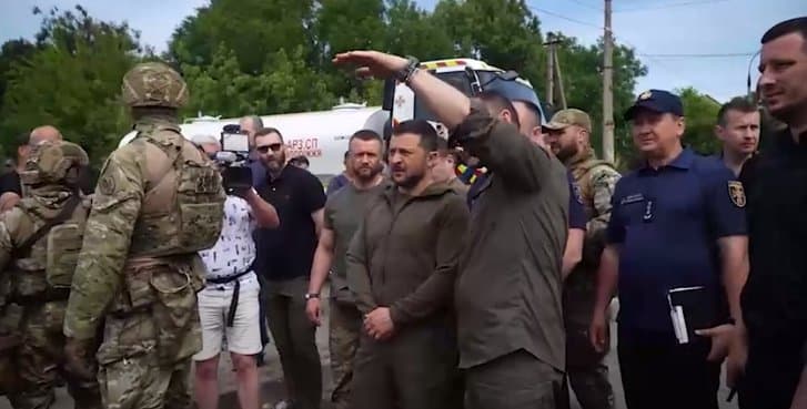 ზელენსკი ხერსონის ოლქში ჩავიდა