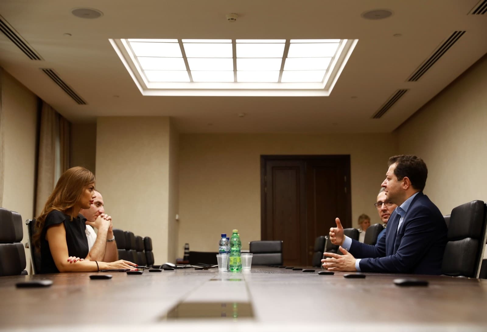 Frontnews image description