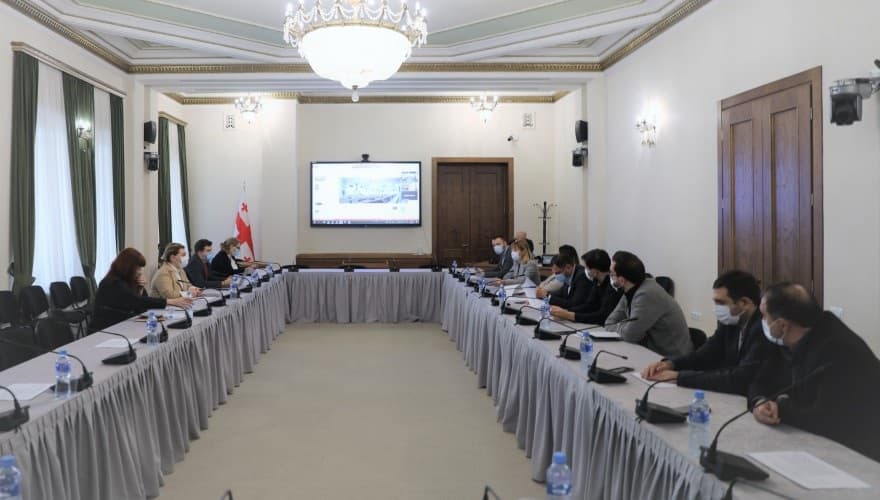 Frontnews image description