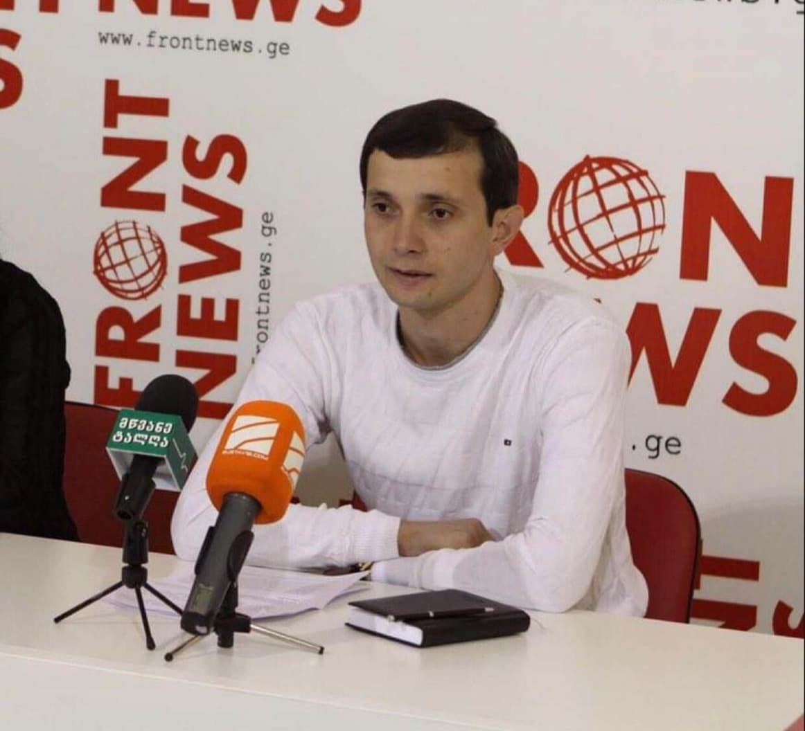 Frontnews image description