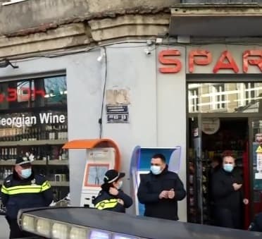 Frontnews image description