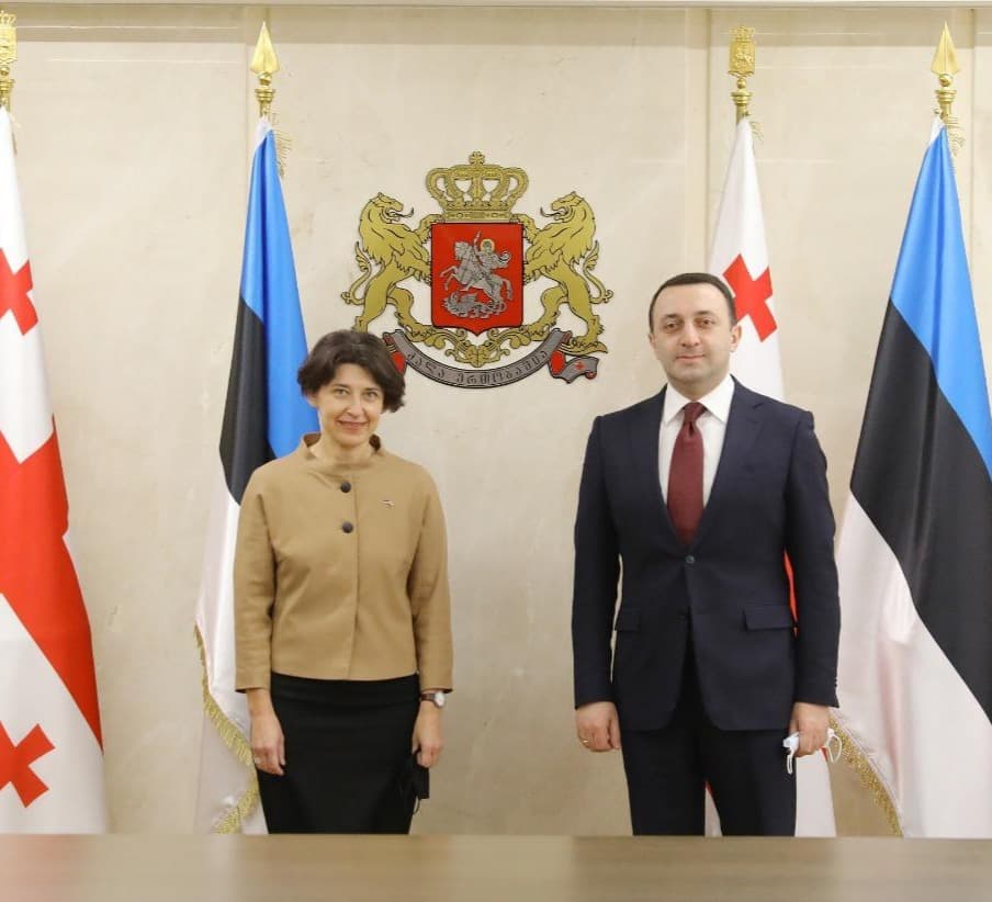 Frontnews image description