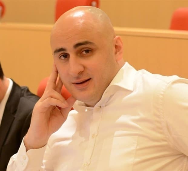 Frontnews image description