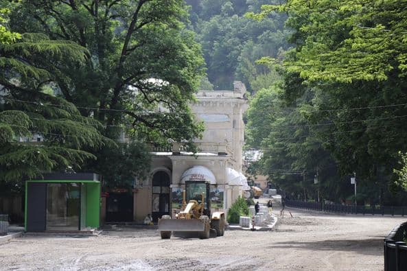 Frontnews image description