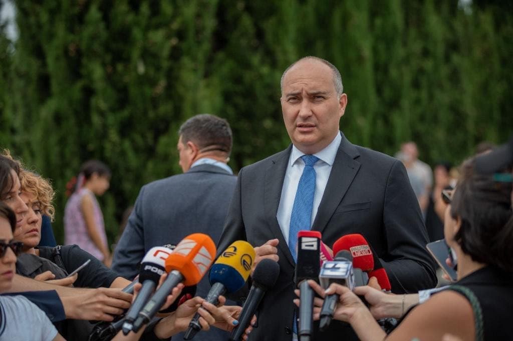 ჯუანშერ ბურჭულაძე – აბსურდული შავი პიარია მიმართული ყველაზე რეპუტაციული ინსტიტუციის დასაკნინებლად