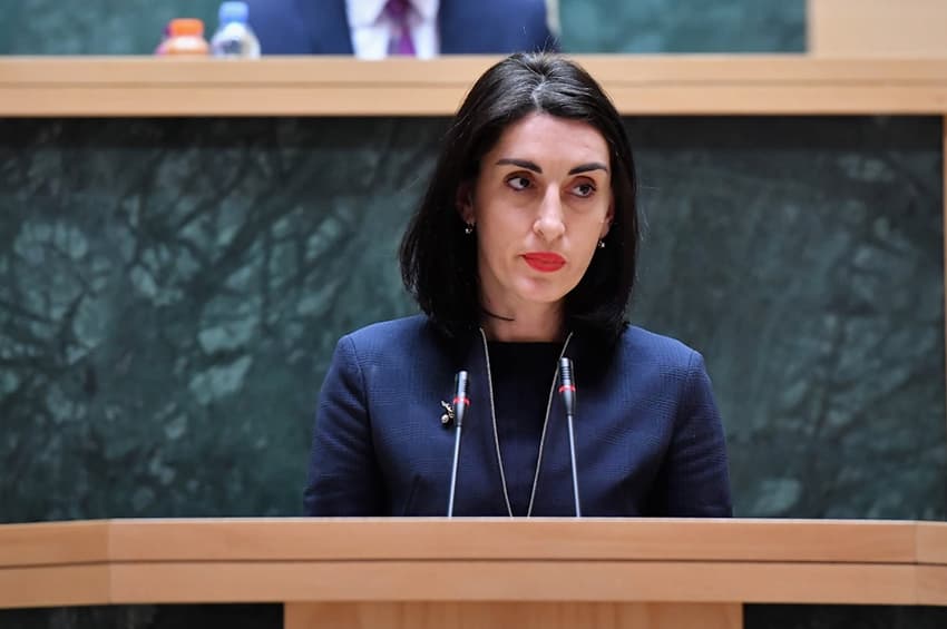 Frontnews image description