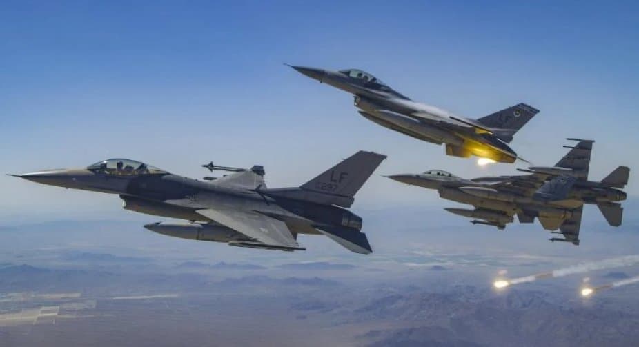 უმეროვი – უკრაინა F-16-ების შემდეგი პარტიის გადაცემას 2025 წელს ელის