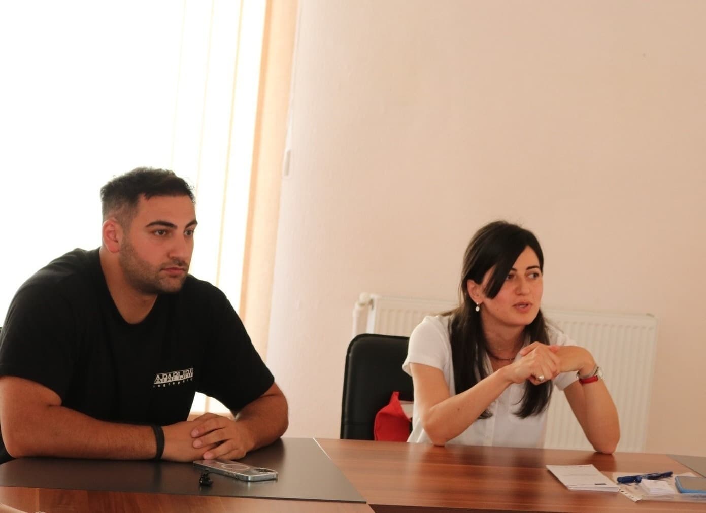 Frontnews image description