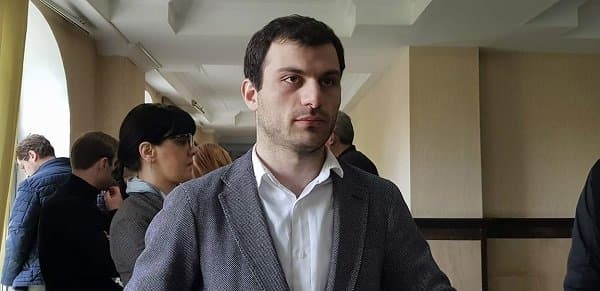 Frontnews image description