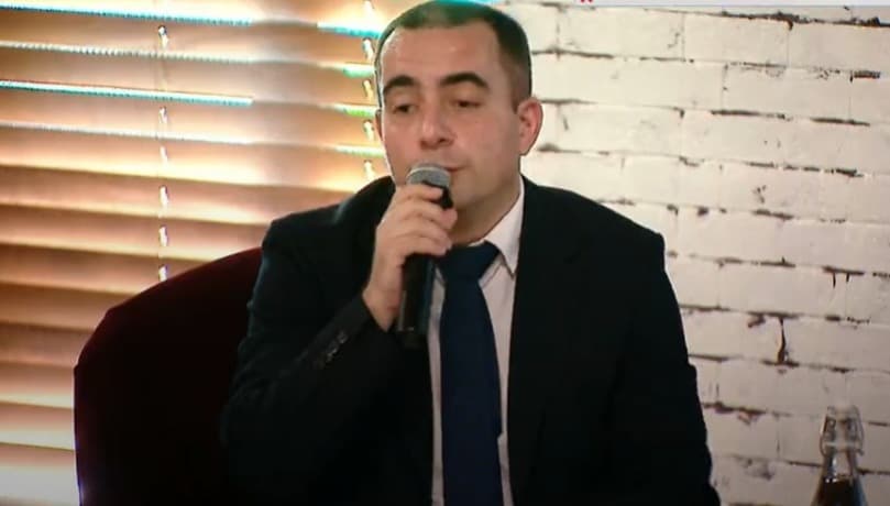 იგორ კუროპტევი – რუსეთიდან დევნილ ბლოგერს ინსა ოგუზს საქართველოში არ უშვებენ