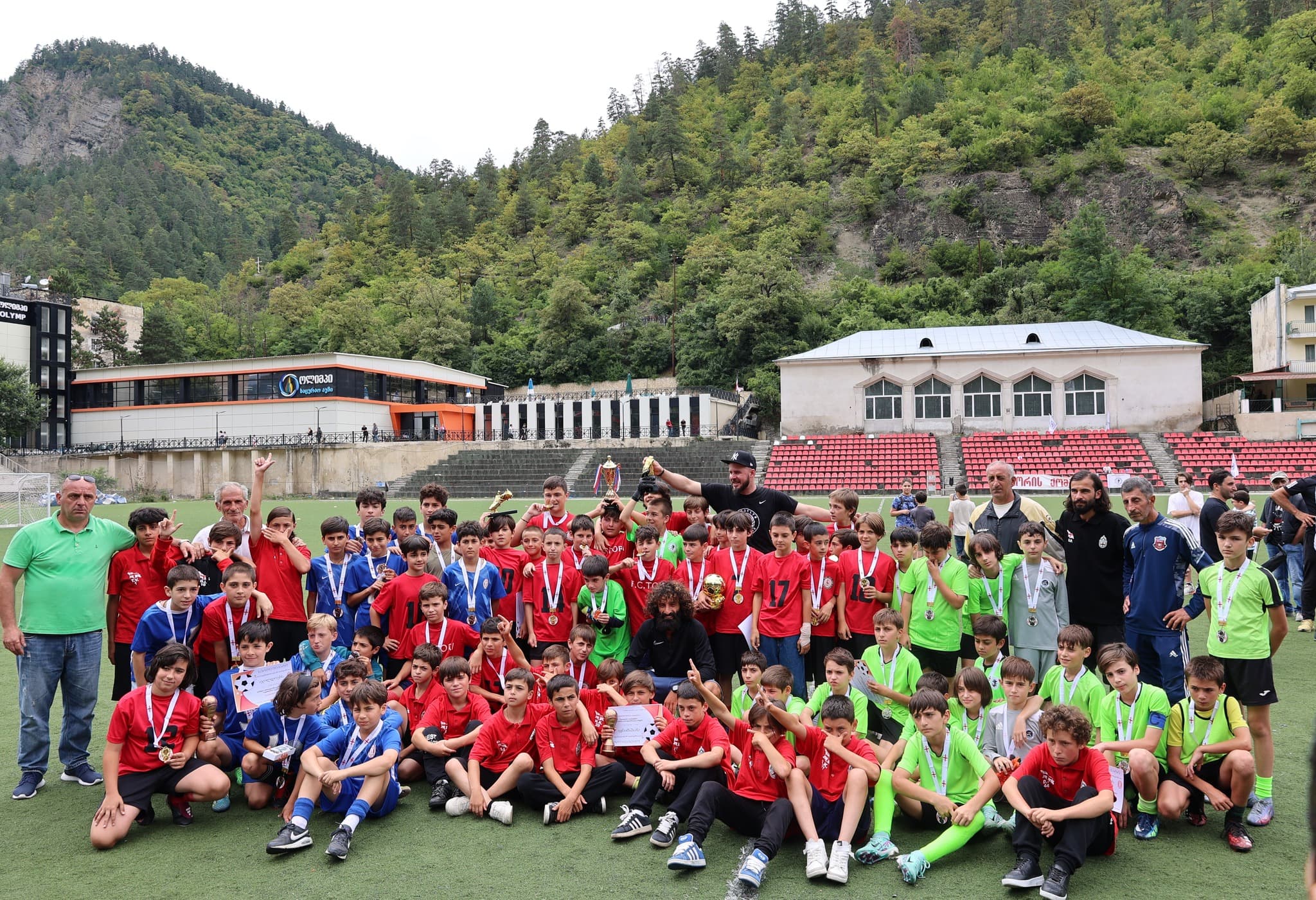 Frontnews image description