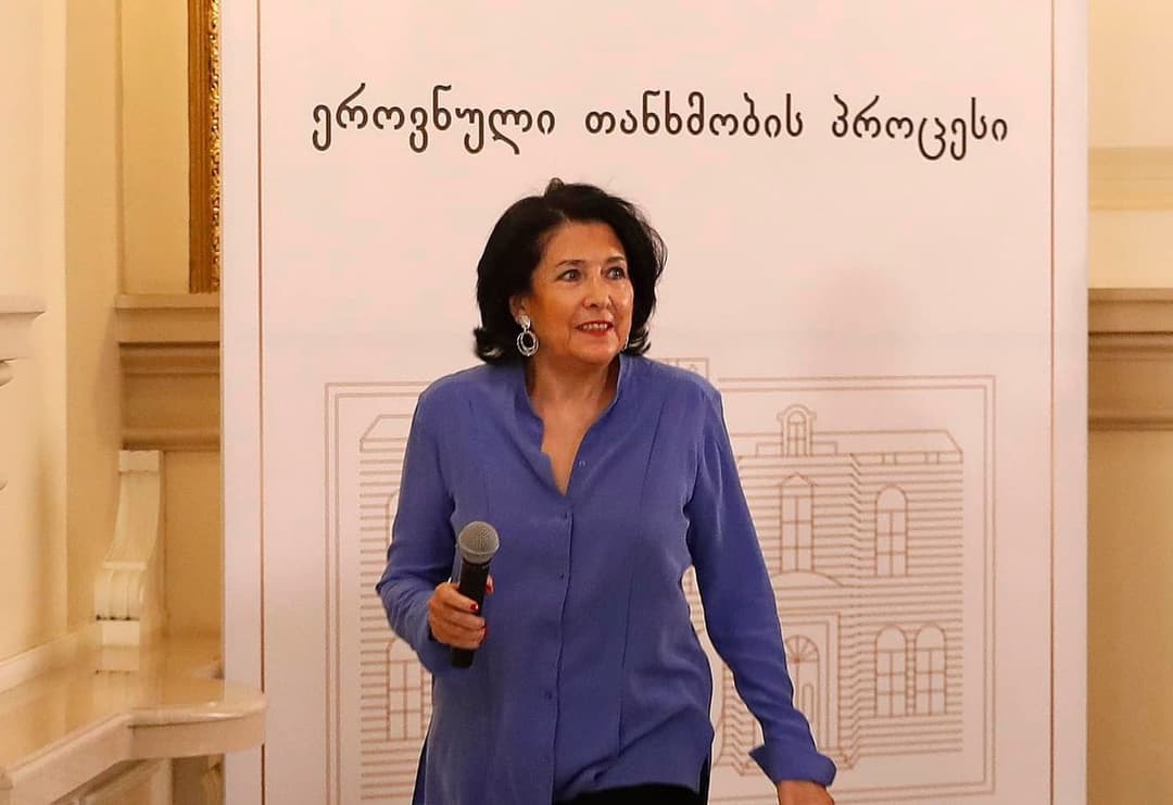 სალომე ზურაბიშვილი – არ ვეთანხმები დეპუტატებისთვის უფლებამოსილების შეწყვეტას!