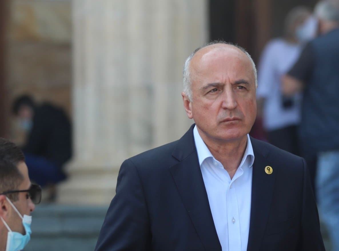 Frontnews image description