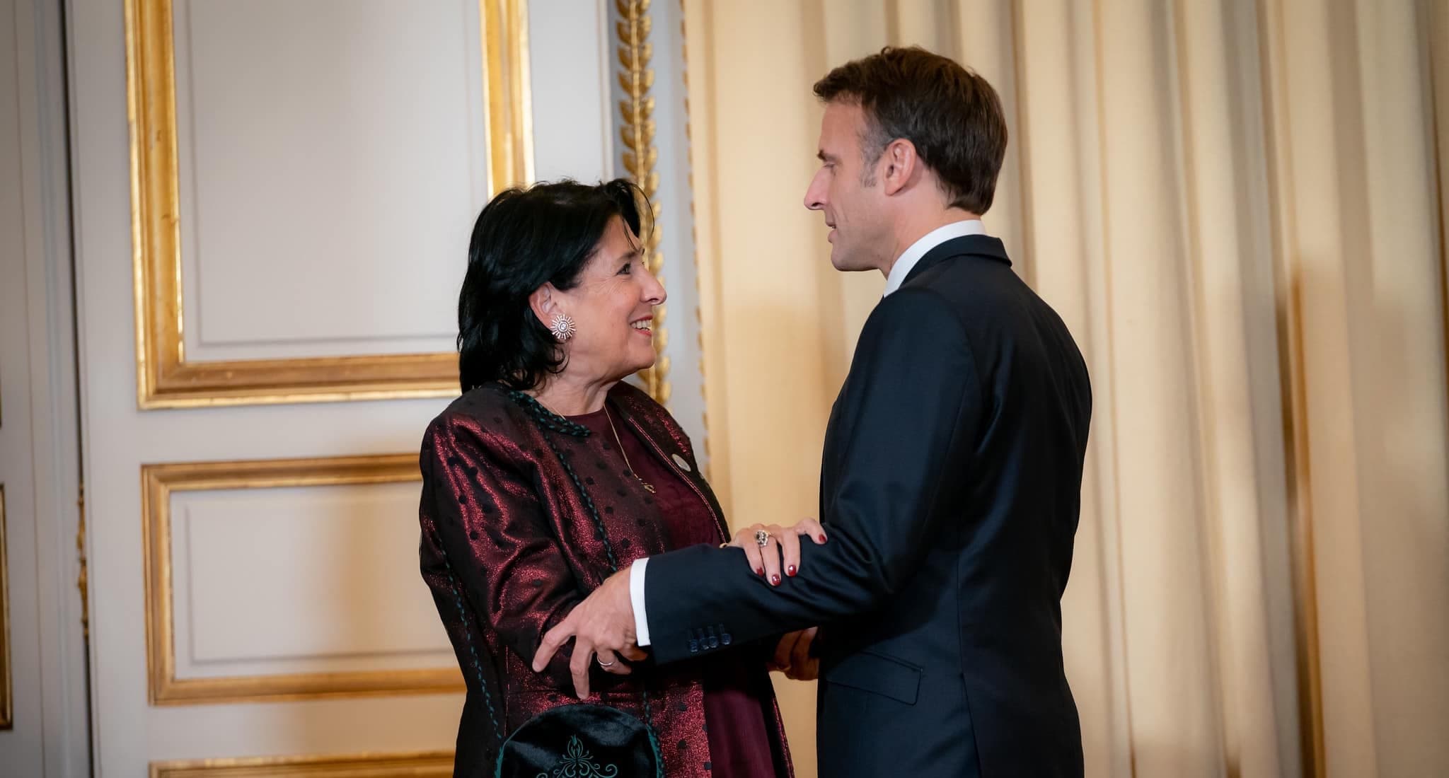 Frontnews image description