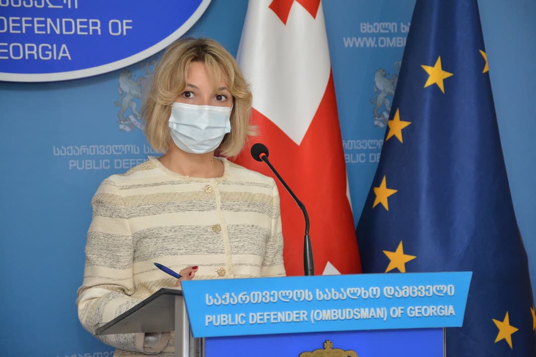 სახალხო დამცველი წინასაარჩევნო პერიოდში ადამიანის უფლებების დარღვევებთან დაკავშირებით განცხადებას ავრცელებს