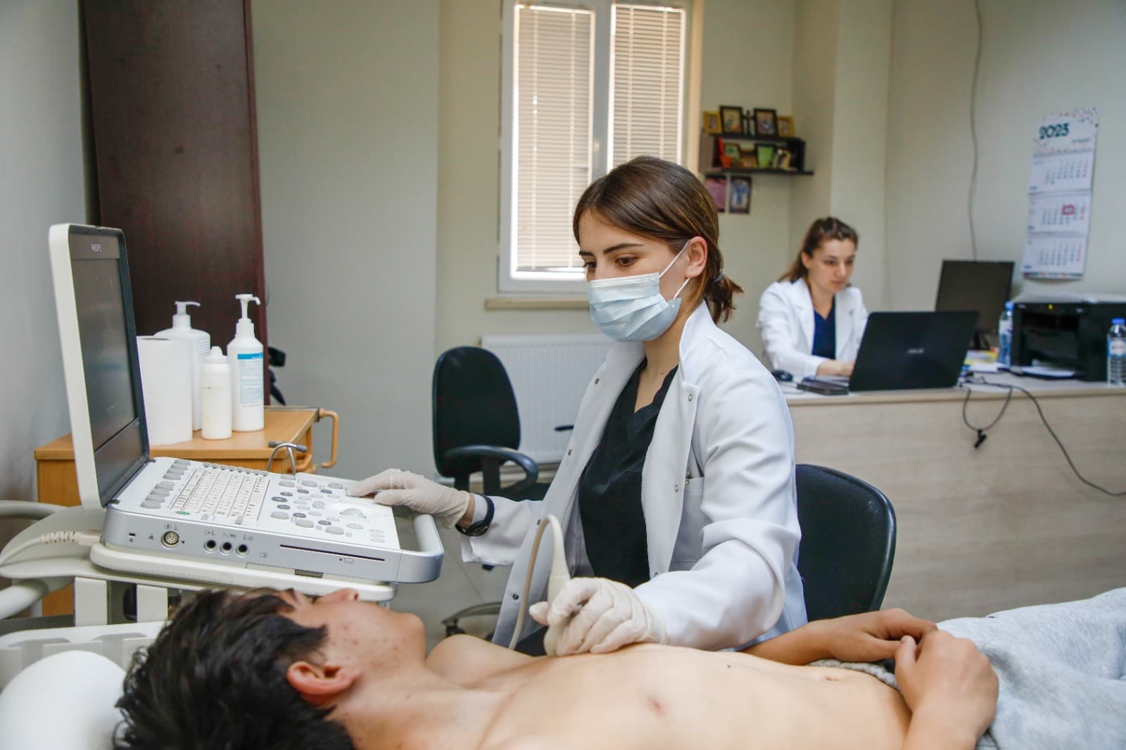 Frontnews image description