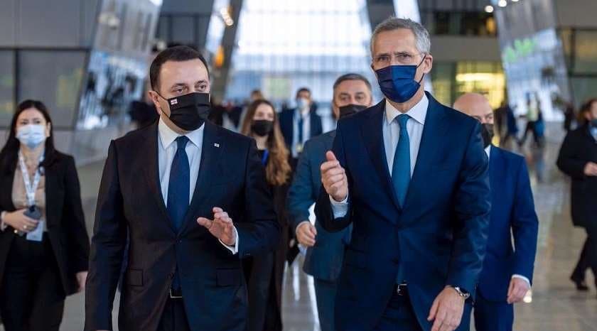 Frontnews image description