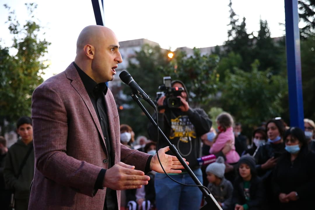 ნიკა მელია – ვერც წინაპრების და ვერც მომავალი თაობის წინაშე ვიქნებით პირნათელი, ვიდრე არ დავიბრუნებთ სოხუმს და საქართველოს