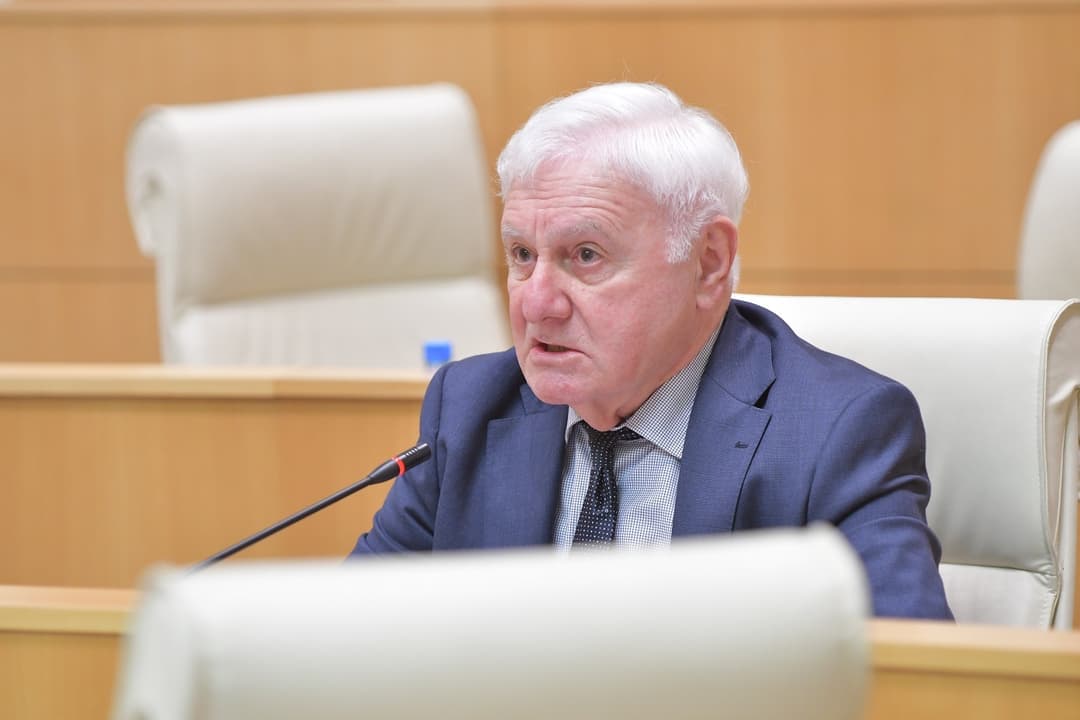 ფრიდონ ინჯია – ქართველი ხალხია ღირსია, სახელმწიფო გერბზე ეწეროს “მამული, ენა, სარწმუნოება“