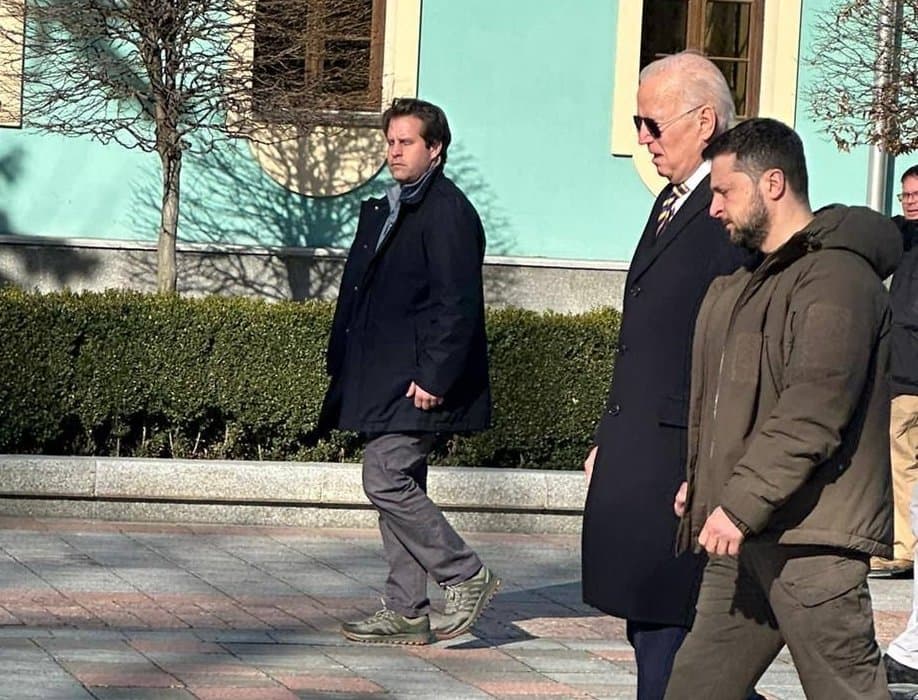 Frontnews image description