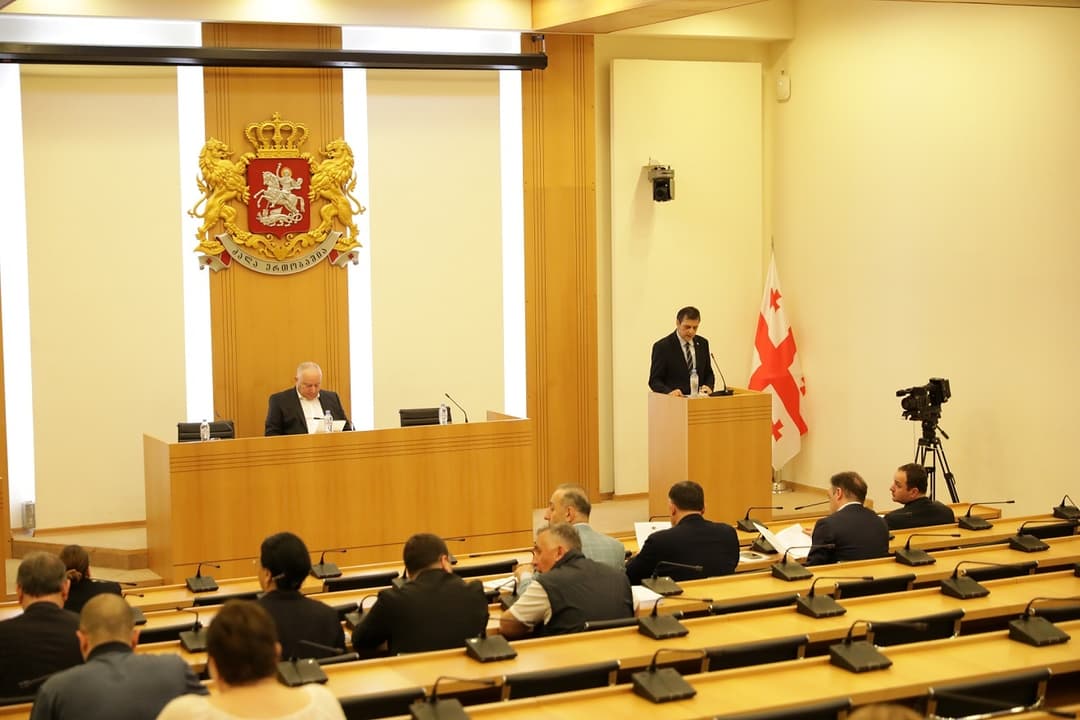 საფინანსო-საბიუჯეტო კომიტეტმა “ეროვნული ბანკის შესახებ“ კანონპროექტზე პრეზიდენტის მოტივირებულ შენიშვნებს მხარი არ დაუჭირა